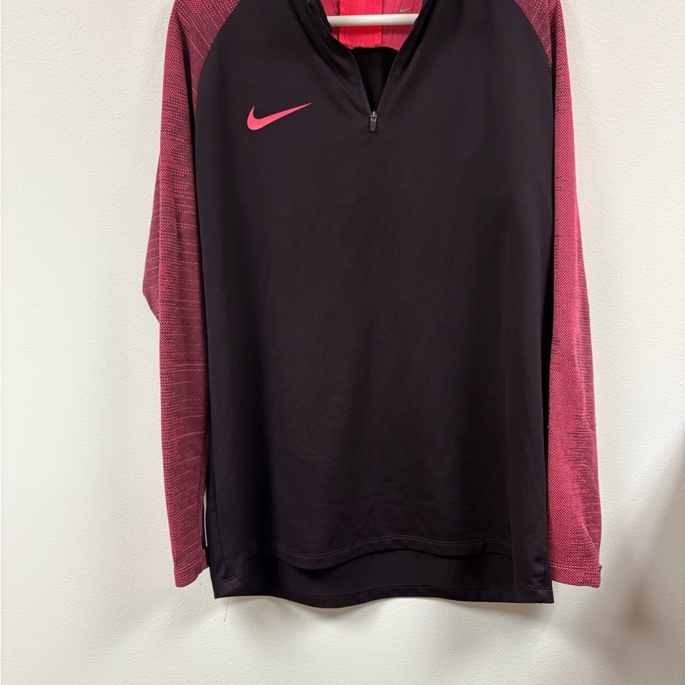 Nike Dri-Fit Women's Long Sleeve 1/4 Zip Pull Shirt Size L Purple/Pink EUC